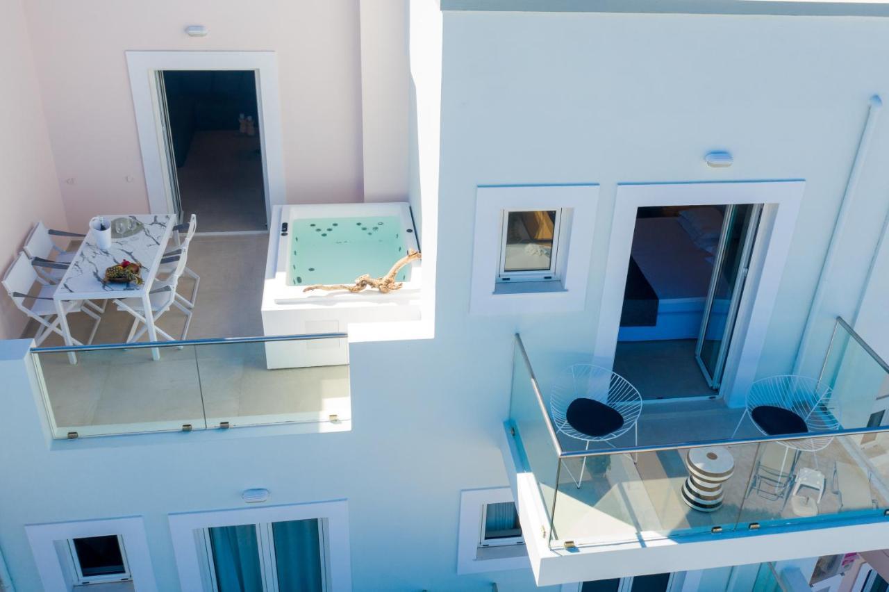 Akrogiali Beach Hotel Apartments มาเลีย ภายนอก รูปภาพ