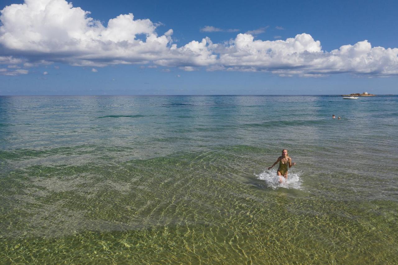 Akrogiali Beach Hotel Apartments มาเลีย ภายนอก รูปภาพ