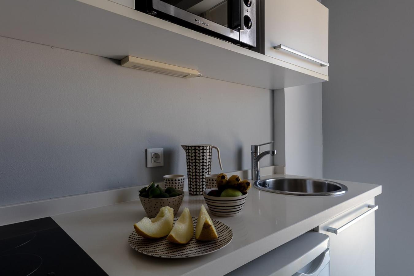 Akrogiali Beach Hotel Apartments มาเลีย ภายนอก รูปภาพ