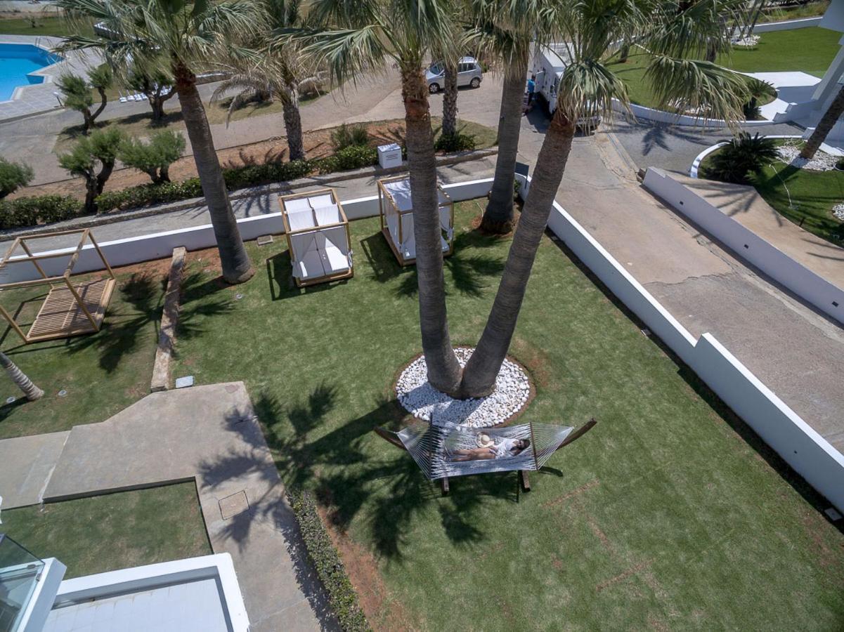 Akrogiali Beach Hotel Apartments มาเลีย ภายนอก รูปภาพ